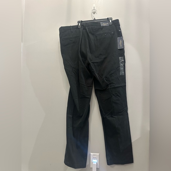 NWT Polo Ralph Lauren Men's Black Pants. Men’s 44Tx36 - Picture 3 of 5